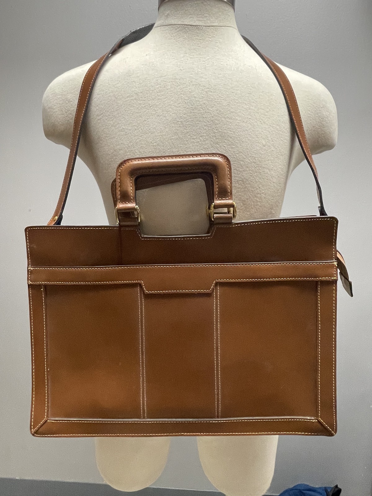 Vintage HIT Leather Briefcase Mens Shoulder Strap Portfolio Bag 90s Taiwan