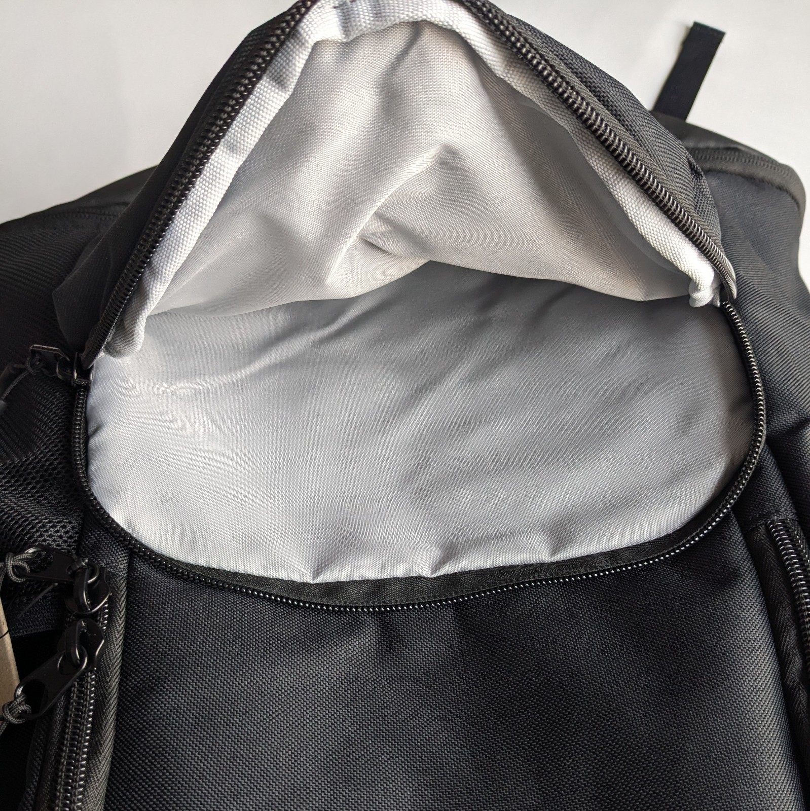 Nike Varsity Elite Backpack School Bag 32L Black Silver Size Large L HM9965-010