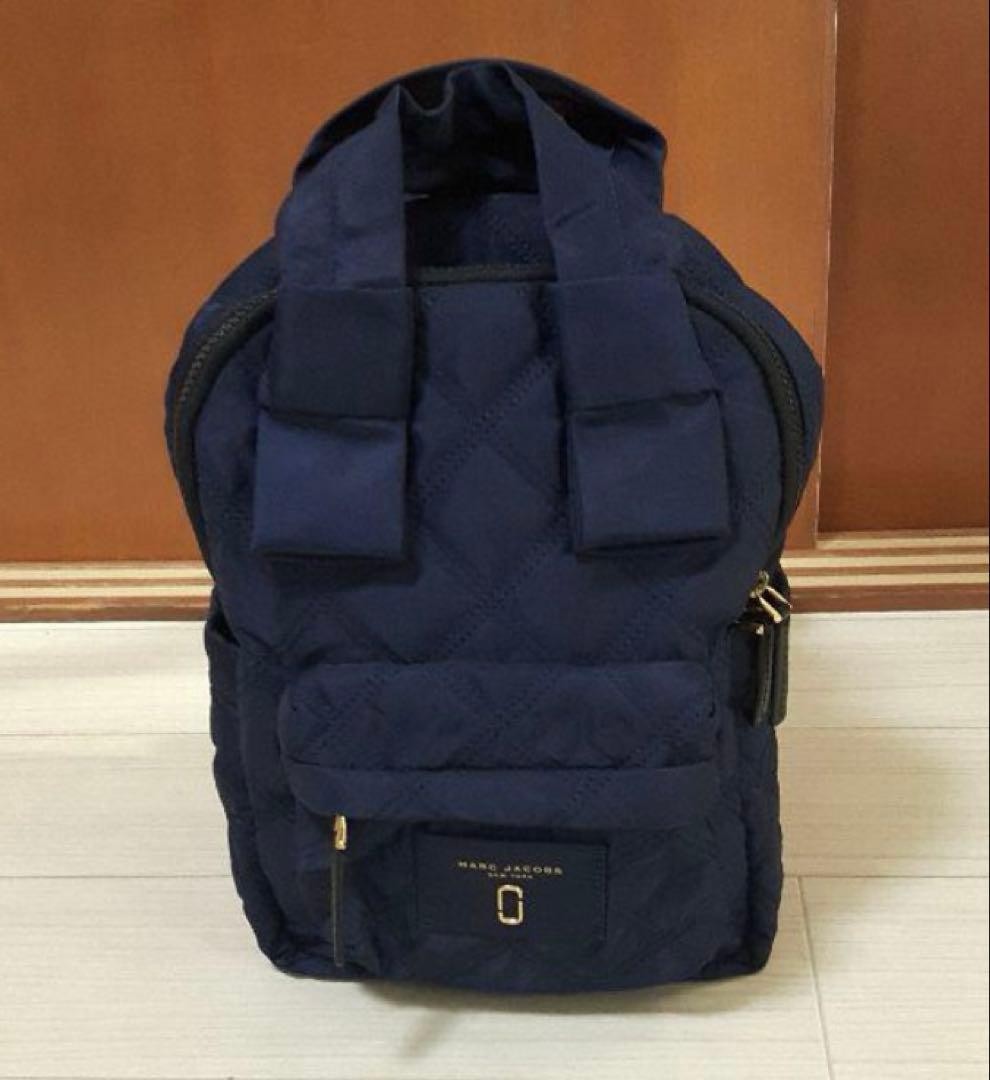 MARC JACOBS Navy Quilt