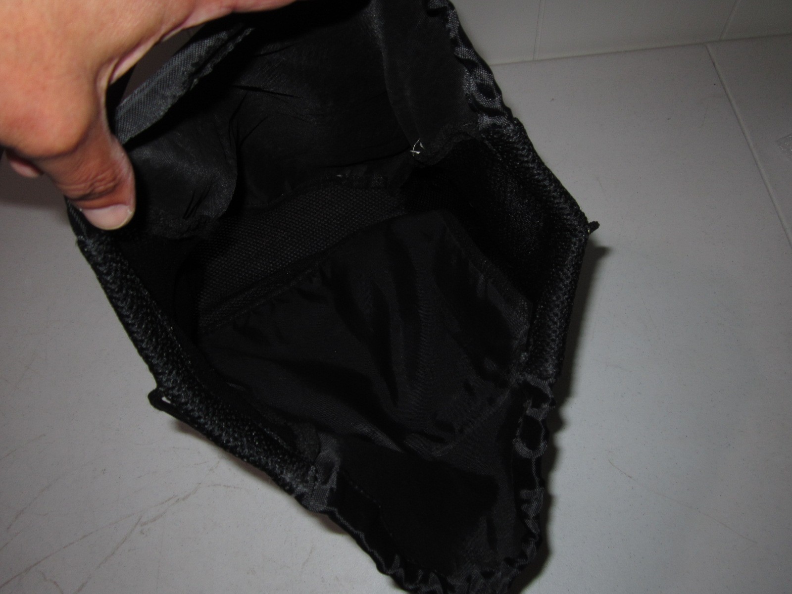 EUC Brooks 7 black & gold Drawstring bag with zipper compartment (RARE FIND)