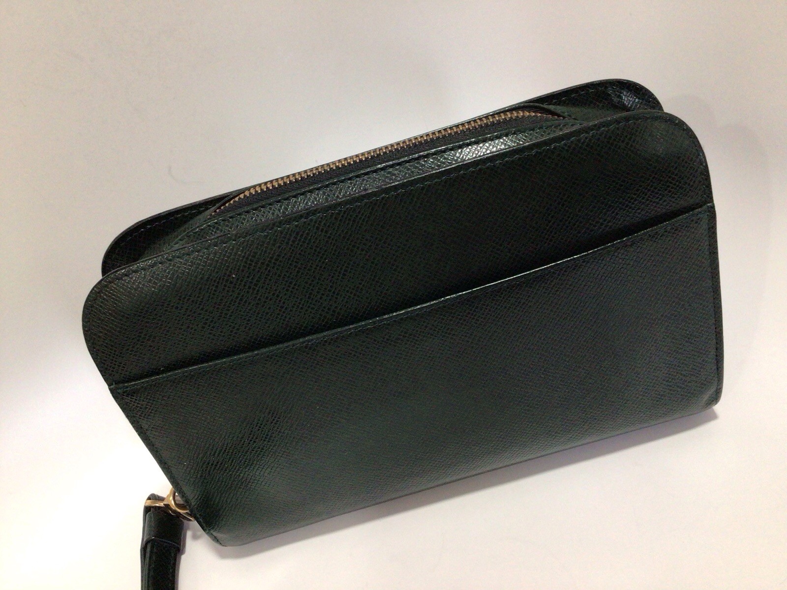 LOUIS VUITTON PARIS Men’s BAG (For DOCUMENTS, WALLET) / CODE VI1905 / France