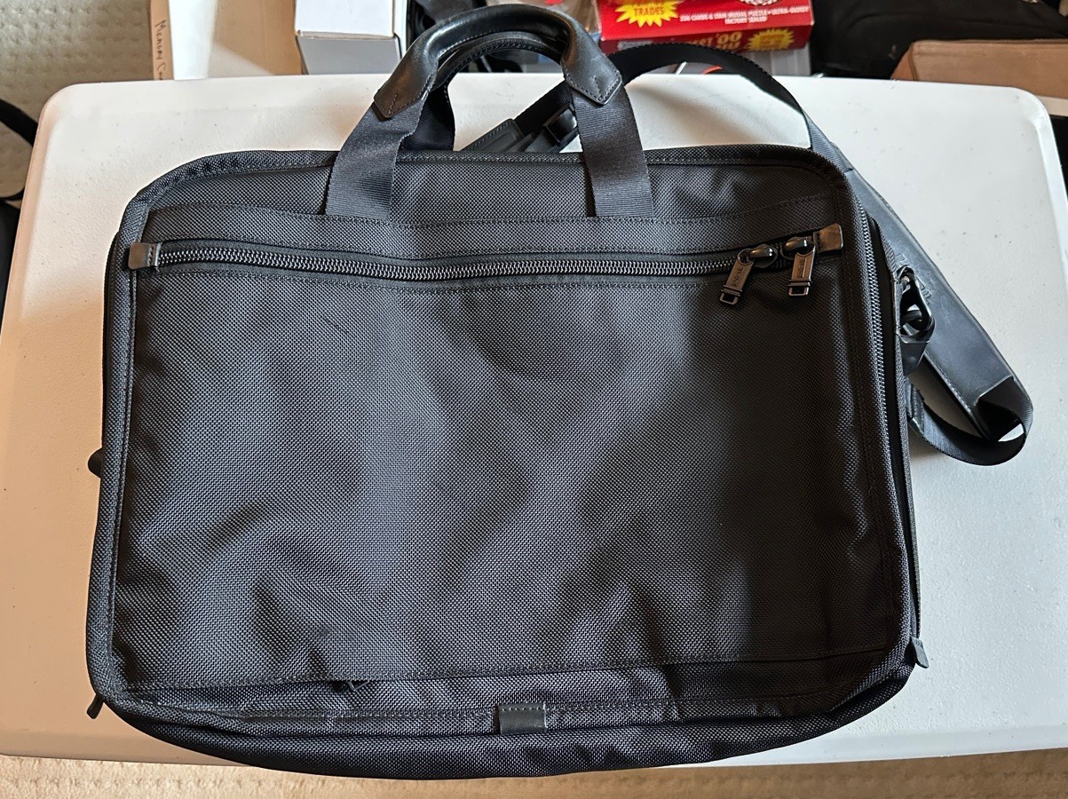 Tumi Alpha 2 Tumi Expandable Organizer Laptop Briefcase (Model 26160DH)