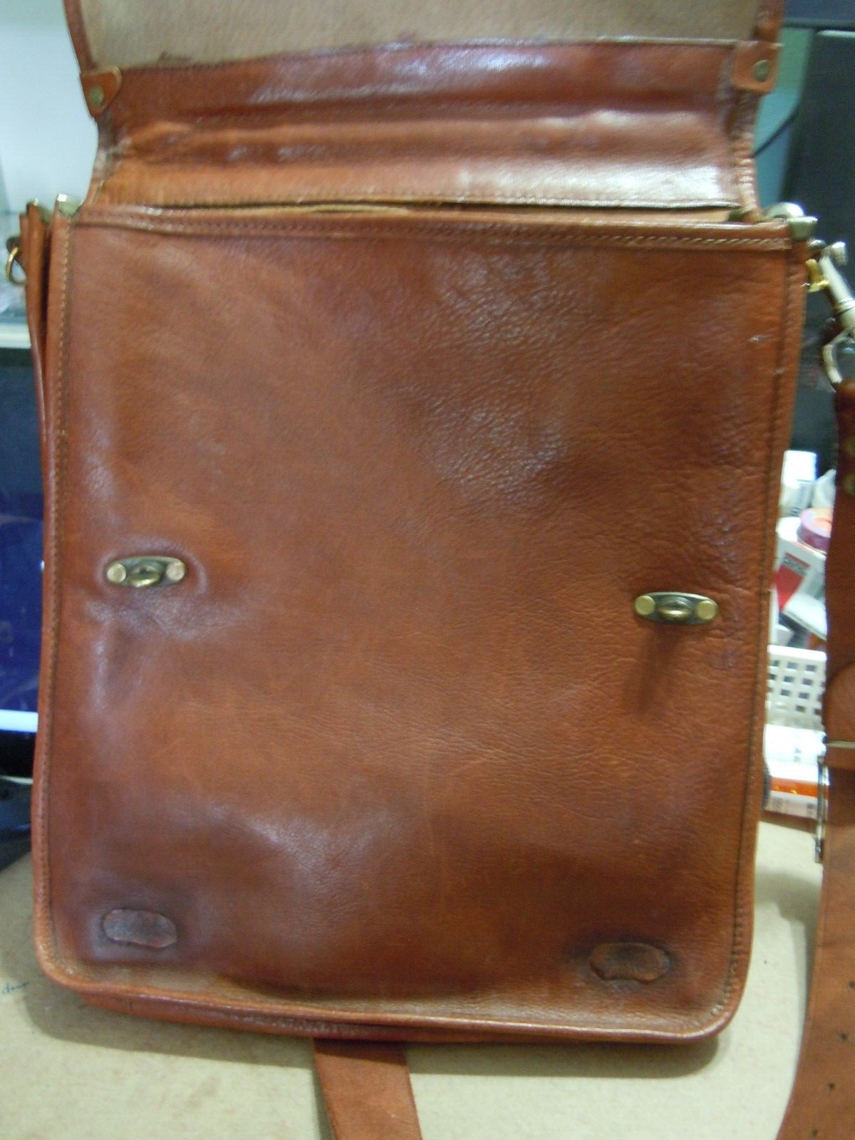 Vintage Eddie Bauer Designs by Sevestet New York All Leather Messenger