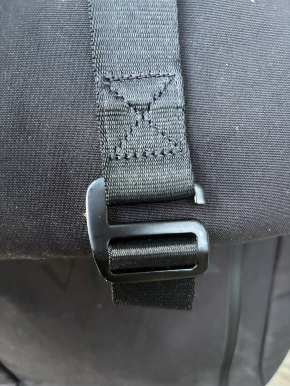 Vuori Black Roll-Top Backpack, Buckle & Zip Closure, Padded Straps