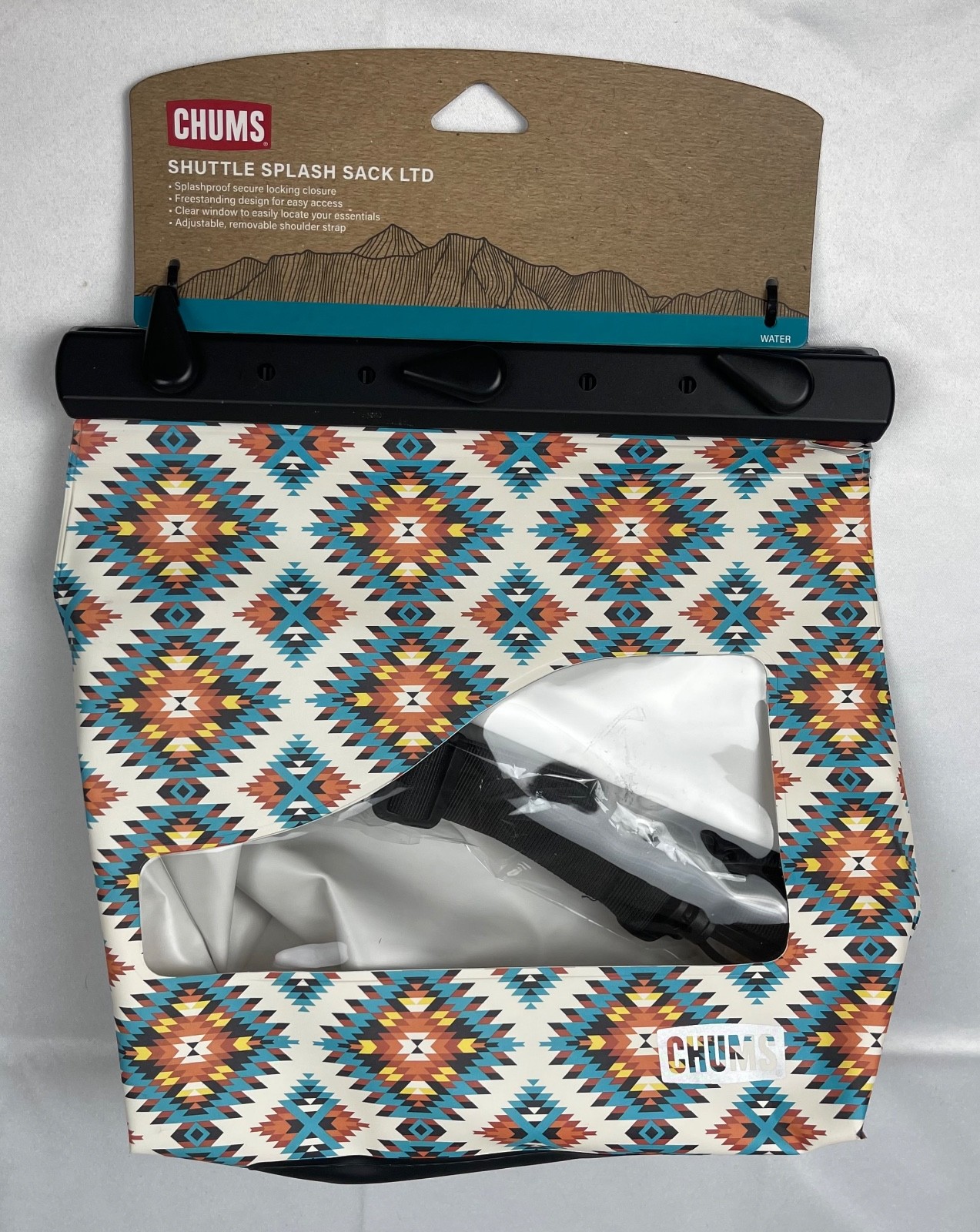 CHUMS SHUTTLE SPLASH SACK LTD WITH REMOVABLE STRAP CLEAR WINDOW