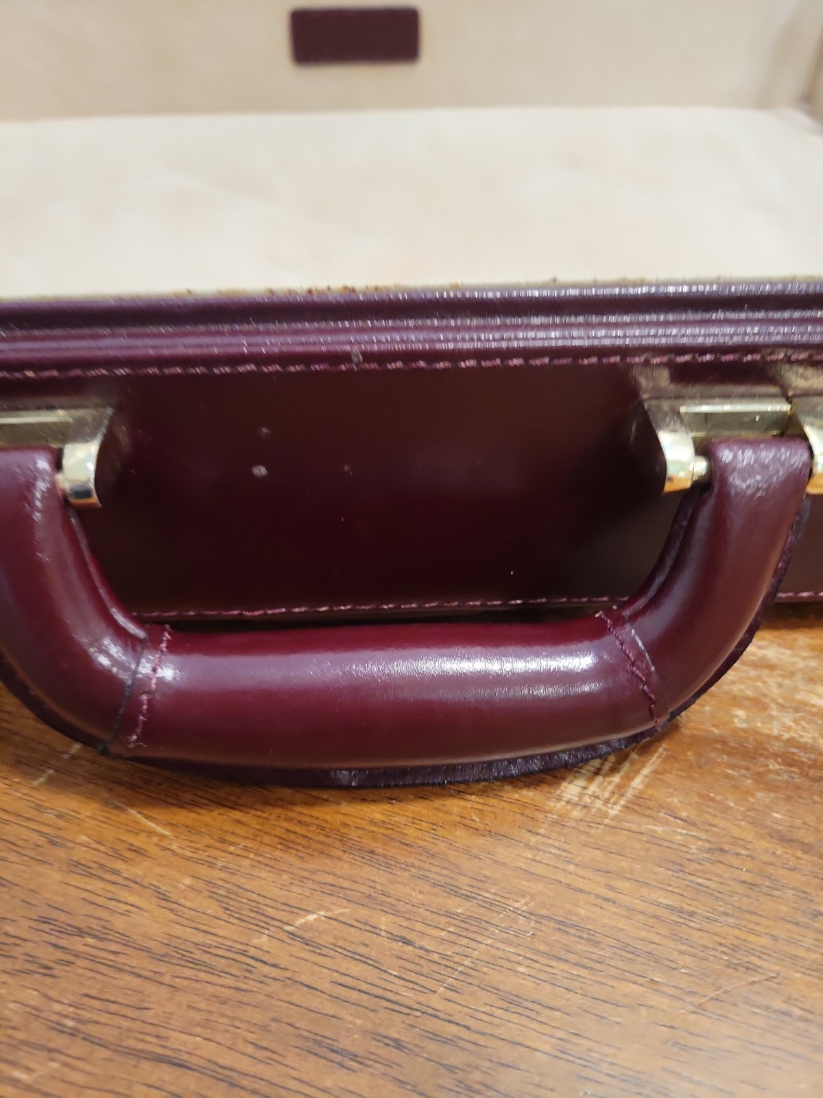 Vintage Stebco Burgundy Hard Leather Briefcase Front Change Combination Lock