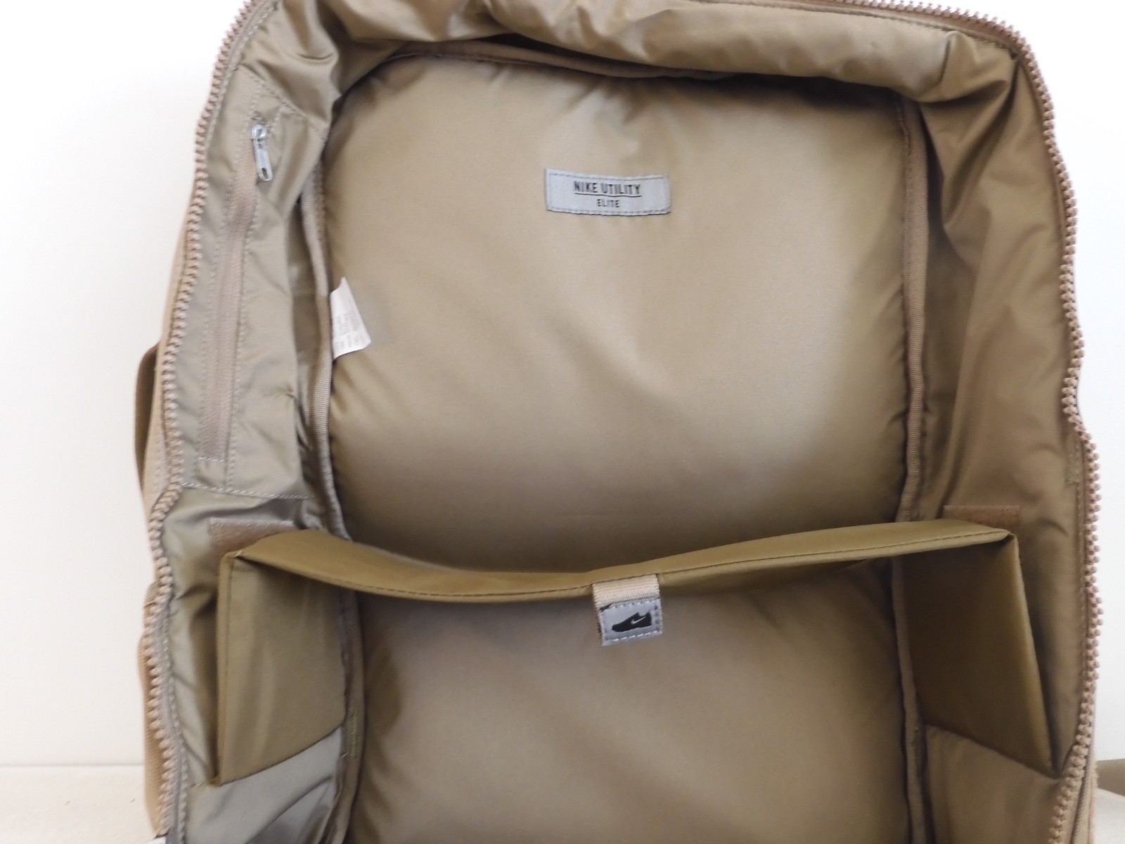 Nike Utility Elite Training Backpack Sand-Beige Rare [CK2656-208]