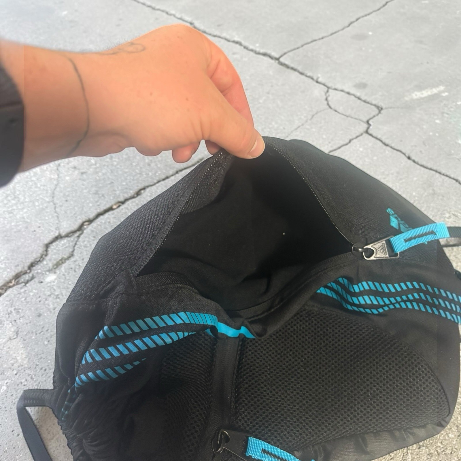 Men’s Adidas Black And blue Multi-Pocket Drawstring Bag