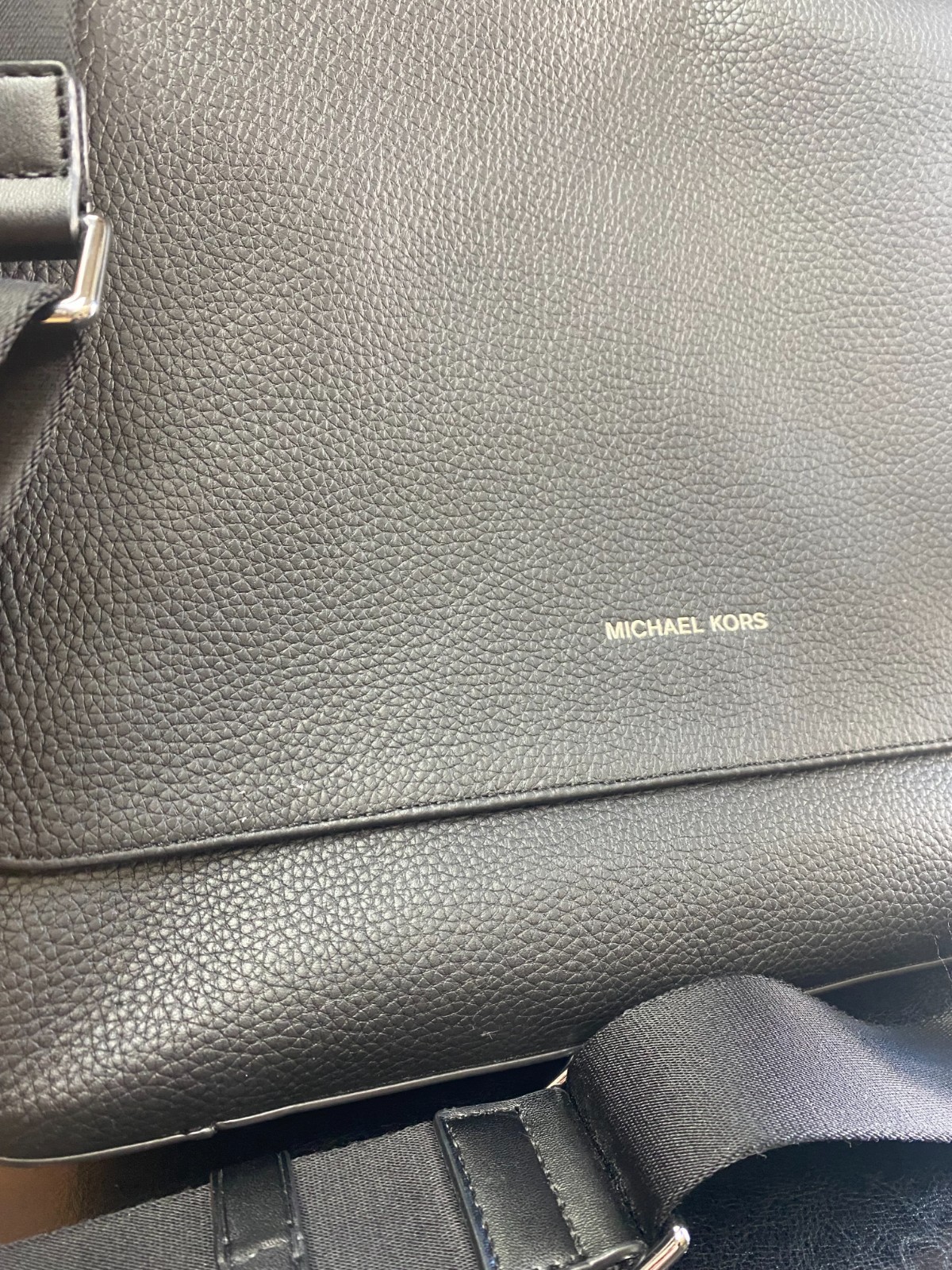Mason 33S0LMSM7E Explorer MSGR Leather Messenger Bag In Black