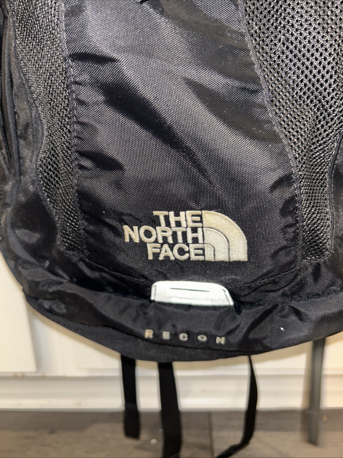 THE NORTH FACE Recon Everyday Laptop Backpack, TNF Black-NPF – USED