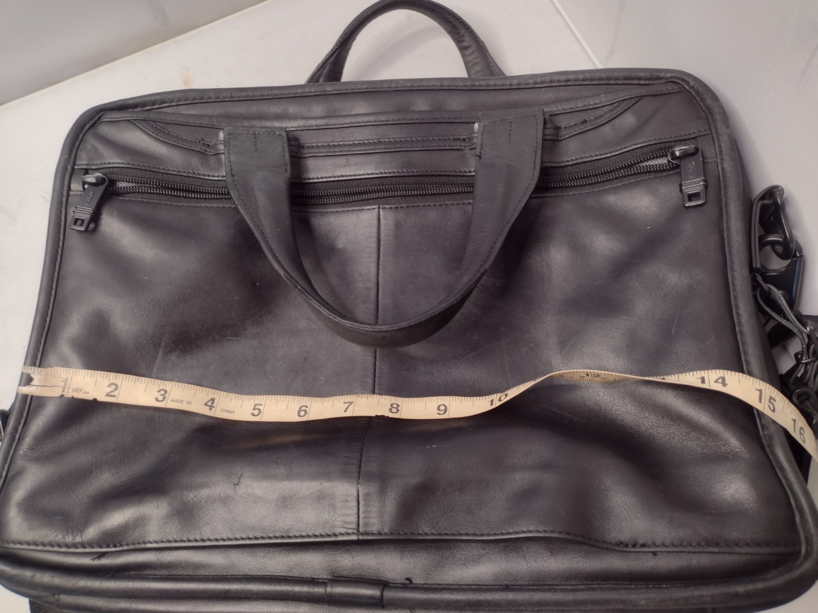 TUMI Alpha 2 Expandable Laptop Briefcase Business Travel Bag Black Leather