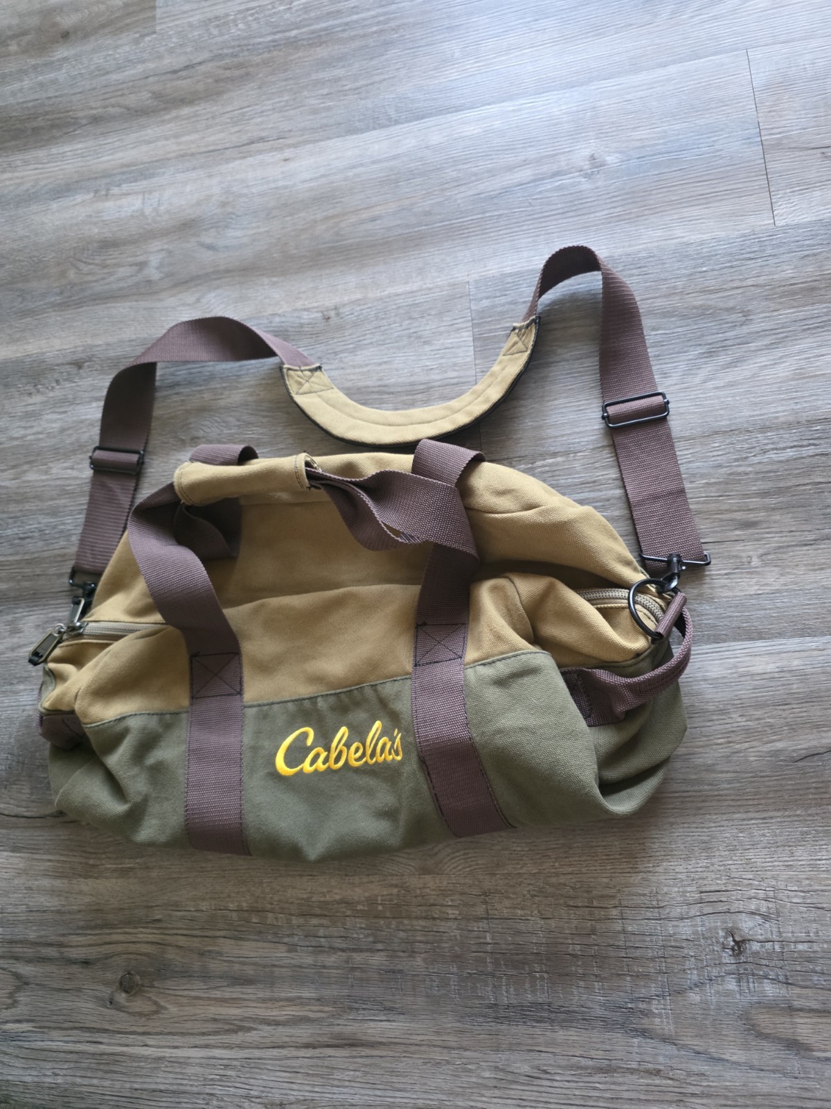 Cabela’s Men’s Two-Tone Canvas Duffel Bag in Tan/Olive