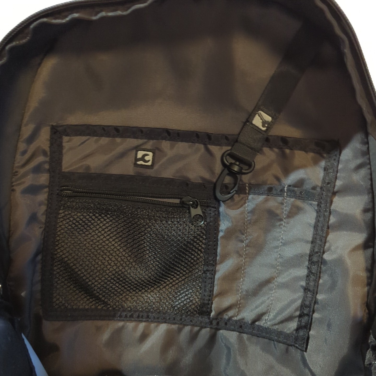 Ogio Backback Vega Black/ Gray With Audio Port Tech Bag Tablet Laptop