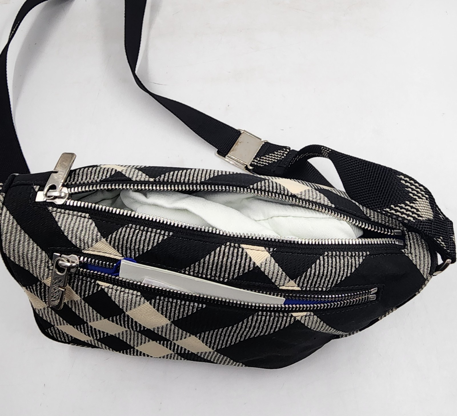 Burberry Shield Check Cotton-Blend Messenger Bag Men’s Black Zip Closure