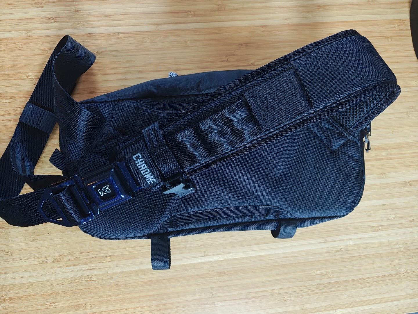 Chrome Kadet Mini Sling Bag Water Resistant/Reflective/Seat Buckle/Stabilizer