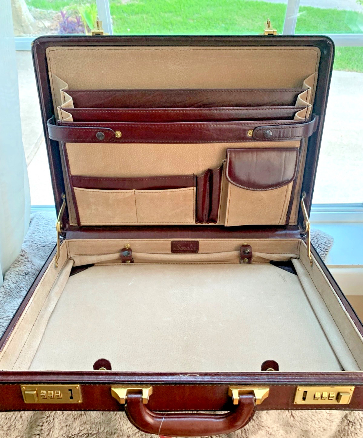 Sonalin Burgundy Briefcase Attache’ Italian Leather 80s 90s Retro EXCELLENT