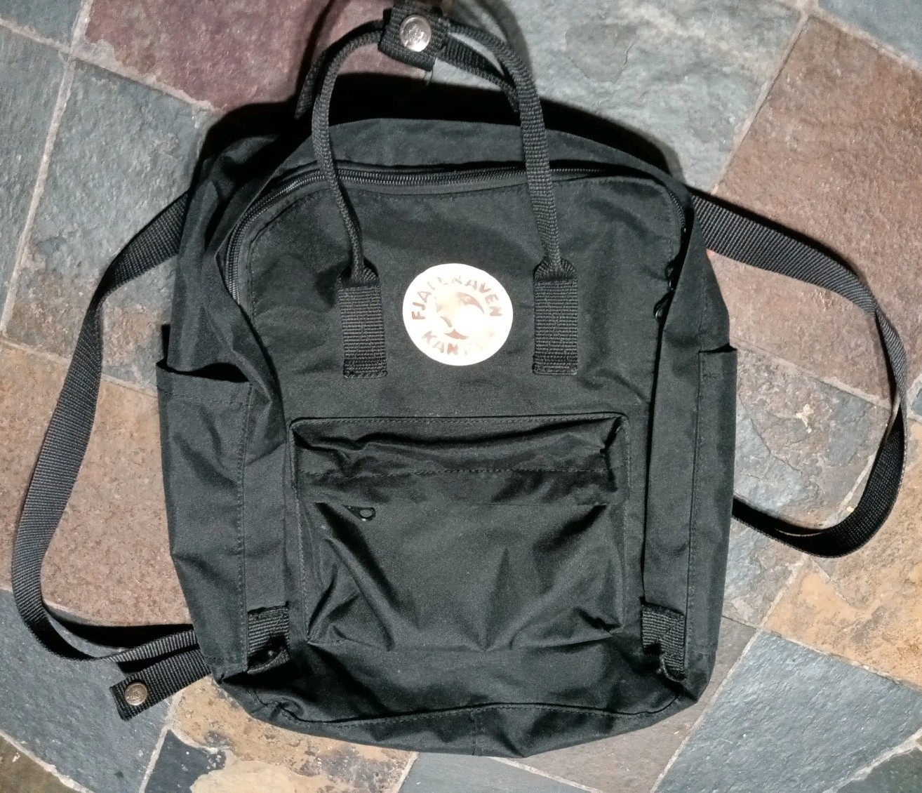 Fjallraven Kanken Classic Black Backpack #23510-Ka’nken Unisex School Book Bag