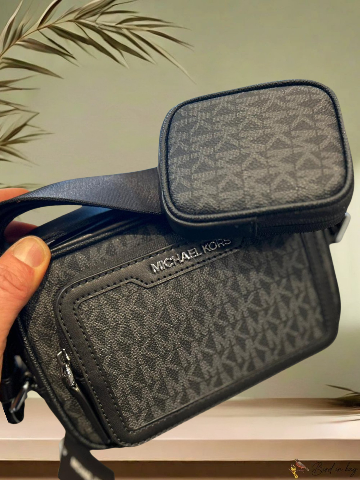 Michael Kors Cooper Men MK Logo Camera Double Zip Shoulder Bag + Pouch Black