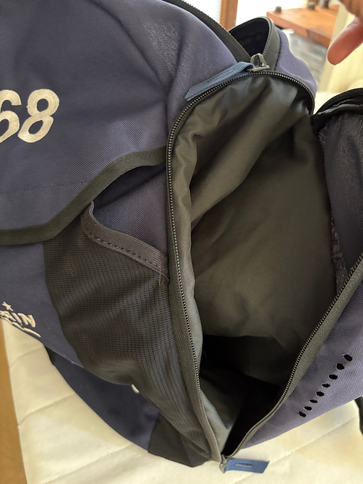 Nike Academy Team Backpack (30L). Soccer backpack, navy blue, used