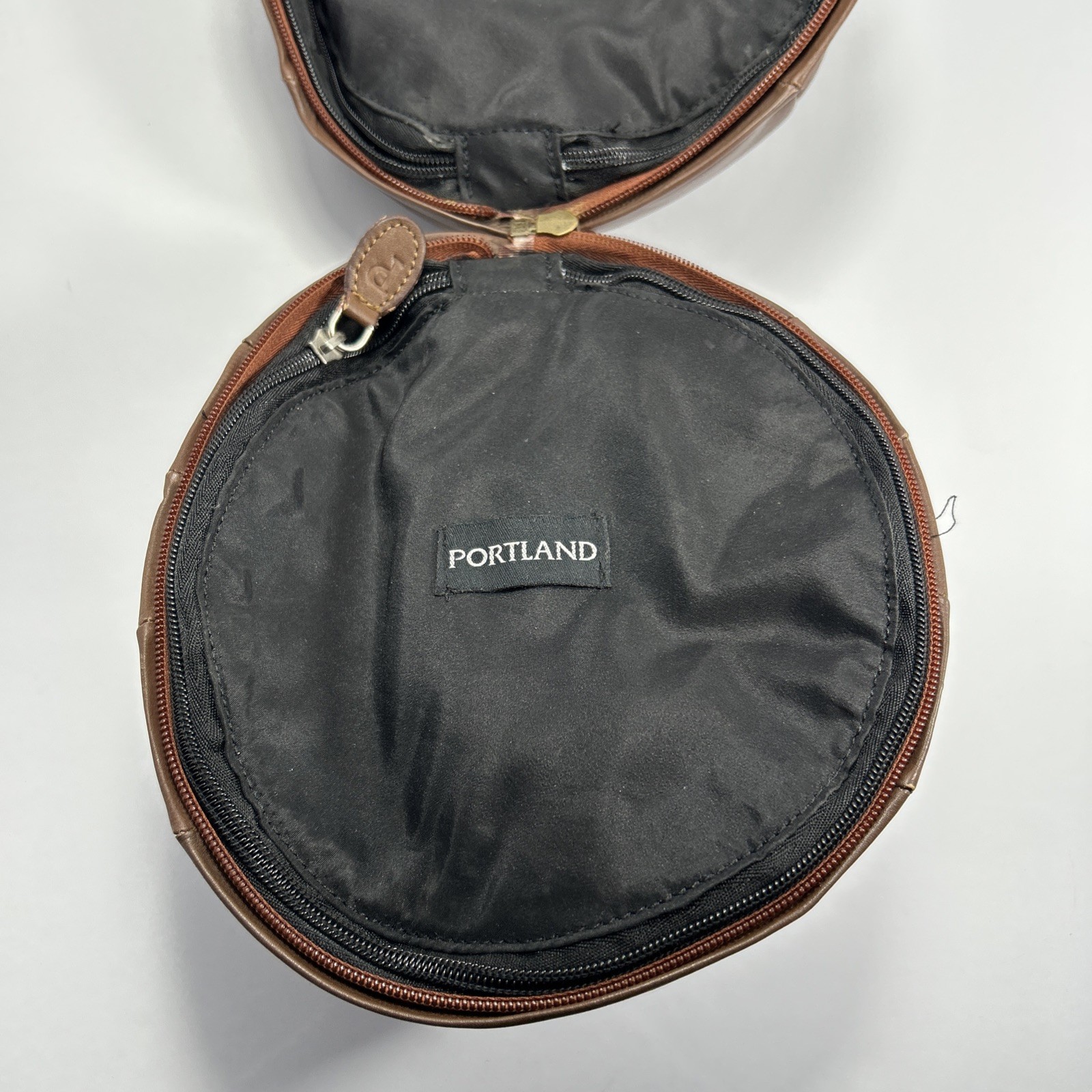 Portland Leather ‘Dublin’ Washbag in Vintage Football/Soccer Ball Style