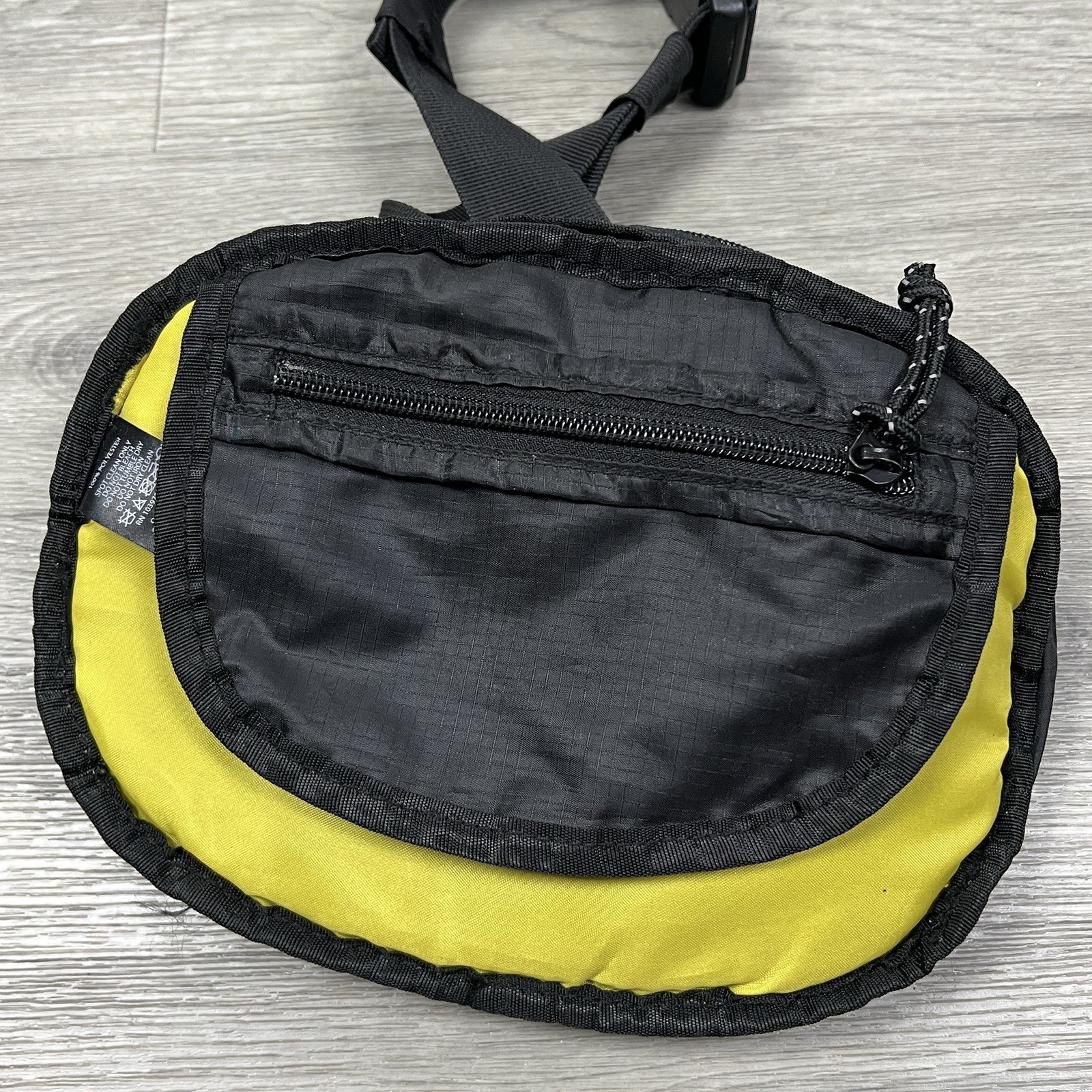 Obey Commuter Waist Bag Yellow Black Hip Pack Fanny Pack Crossbody Bag Logo