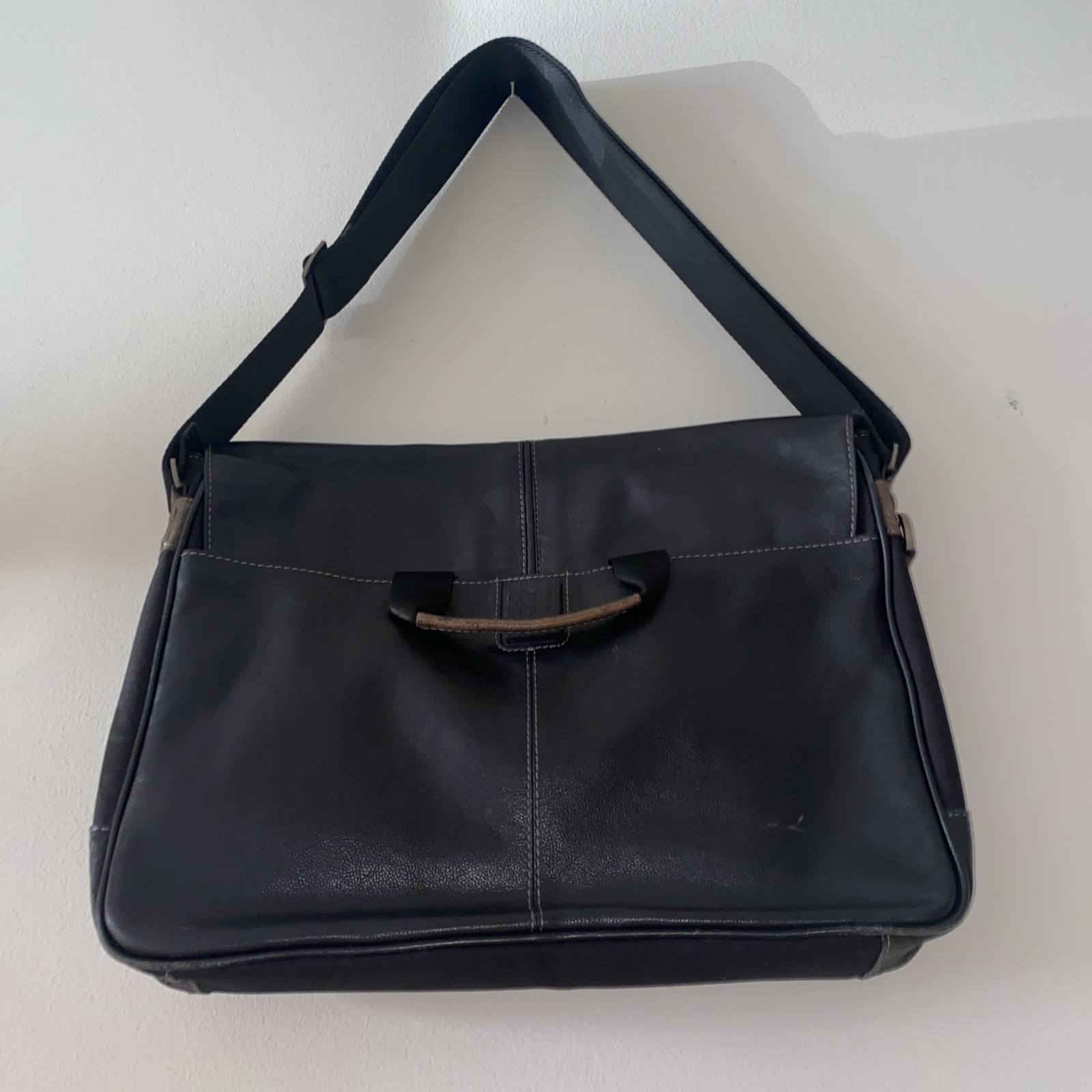 Boconi black leather and canvas slim messenger laptop bag Shoulder Bag