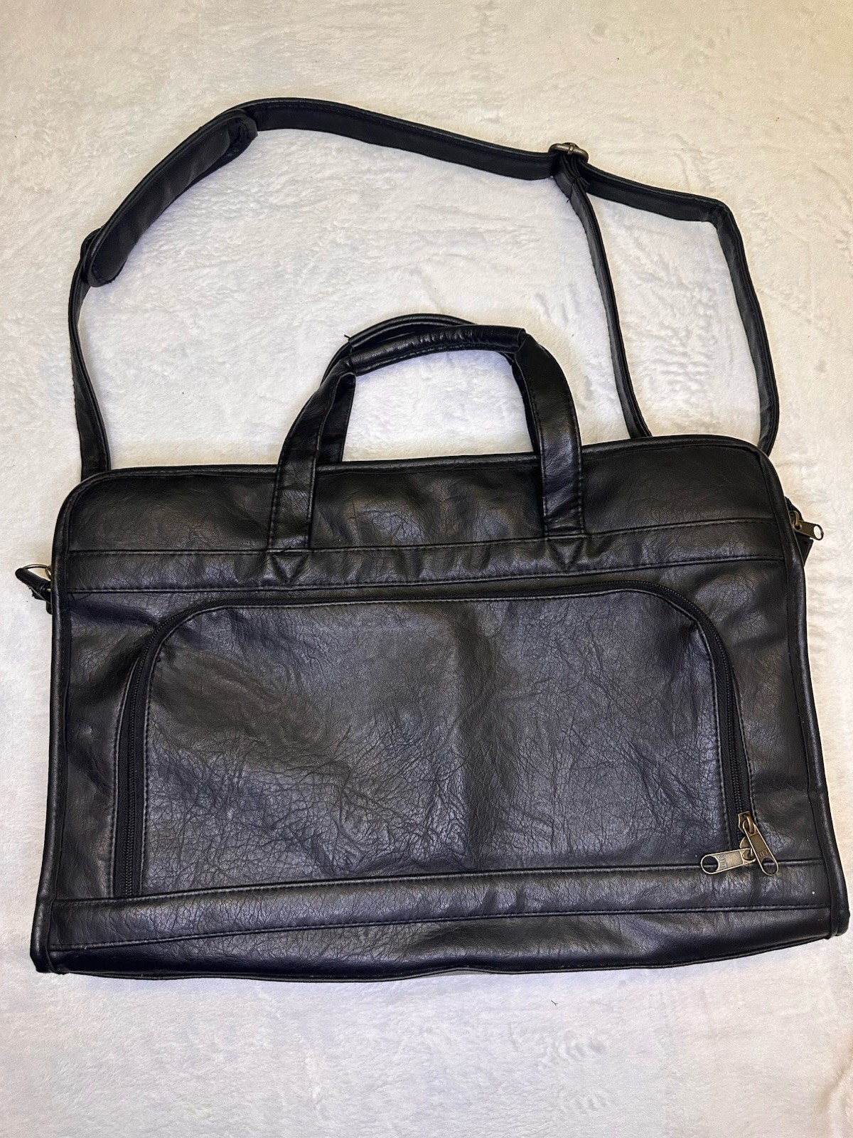 UIT Black Men’s Briefcase Shoulder Strap Zip/Button Inner/Outer Pockets