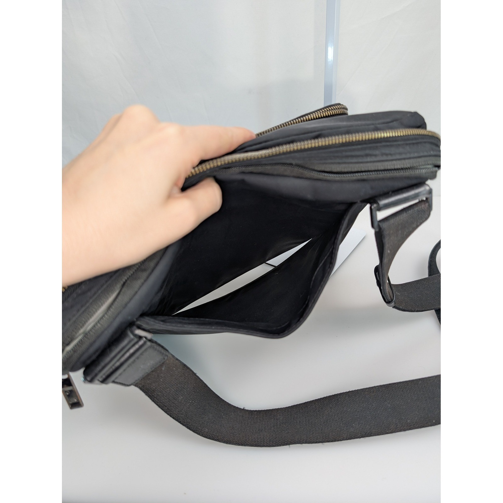 Away Travel Messenger Bag Black Nylon Crossbody Tech Laptop Bag Minimalist