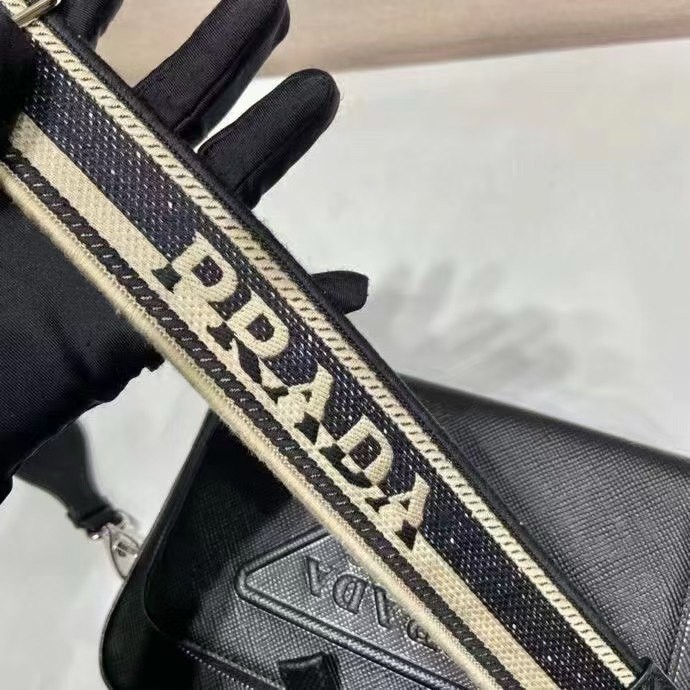 Prada Men’s Crossbody Bag – Luxurious Saffiano Leather, Stylish & Functional