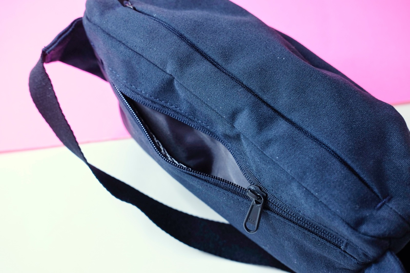 Uniqlo Robic Fanny Waist Pack Belt Bag Single Strap Backpack Black 423483