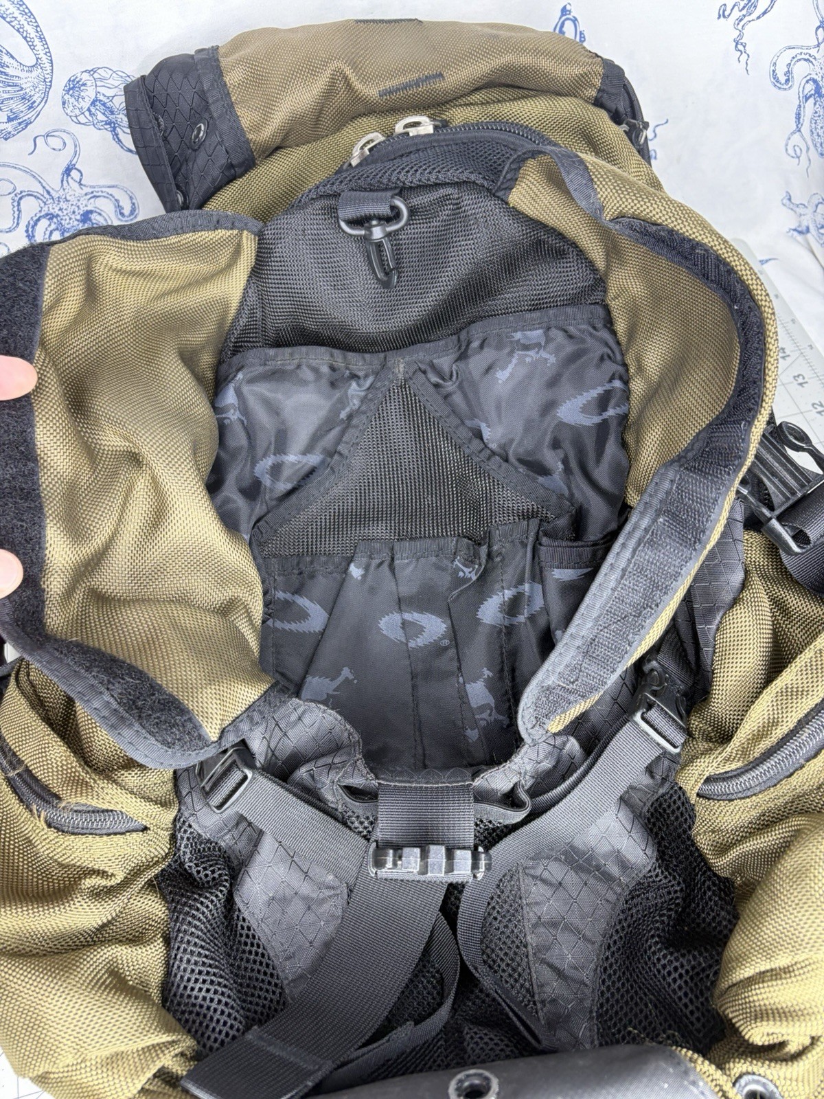 Oakley Icon Backpack Vintage 90s Y2K Olive Green Early Model Tactical, Read (K3)