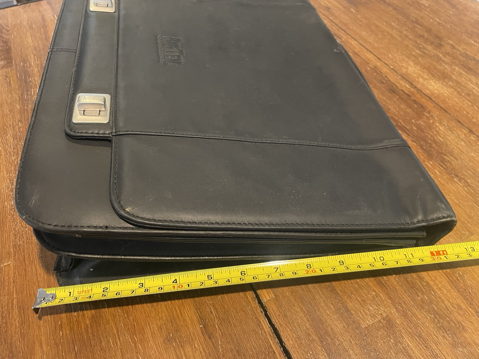Big Ten Black Leather Folder Computer Travel Business Bag Leeds Briefcase