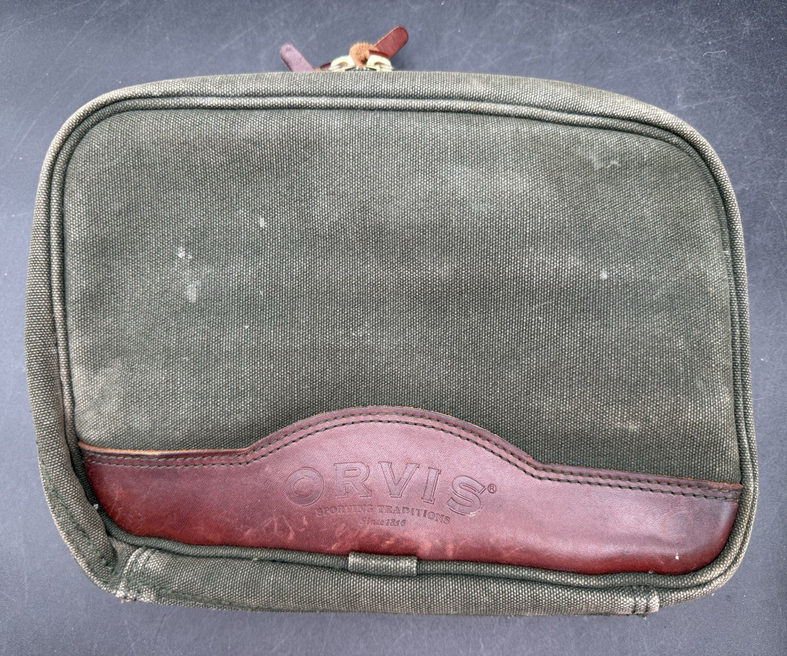 Orvis Battenkill Travel Hanging Toiletry Bag Dopp Kit Canvas & Leather
