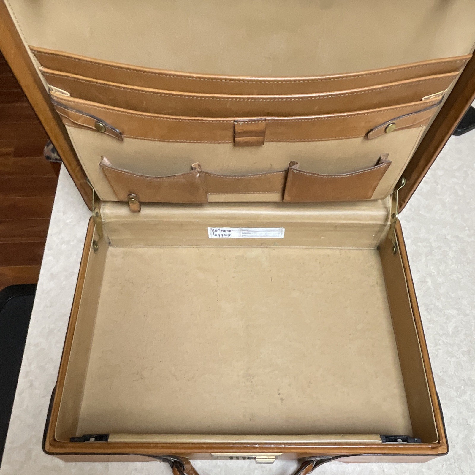 Hartmann Belting Leather Briefcase Tan Attache Case Vintage Luxury Business EUC