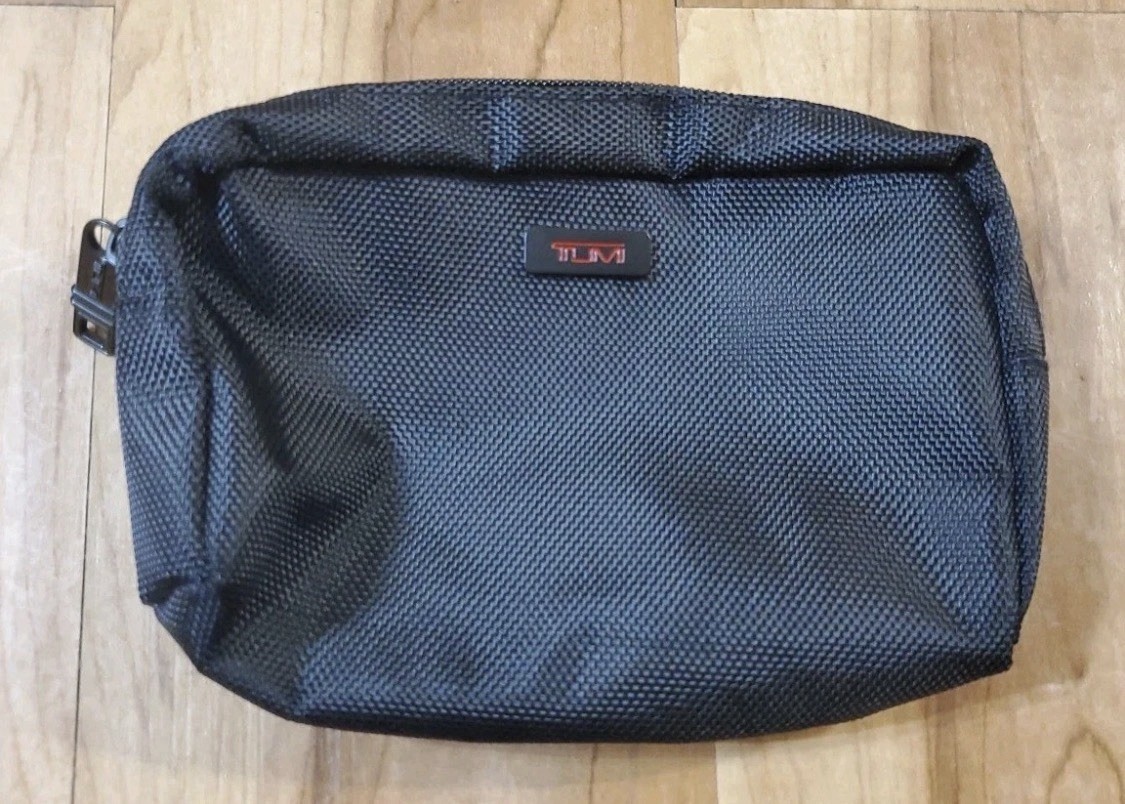 Tumi Delta Accessory Pouch Bag Zip Case Black Makeup Toiletry Travel