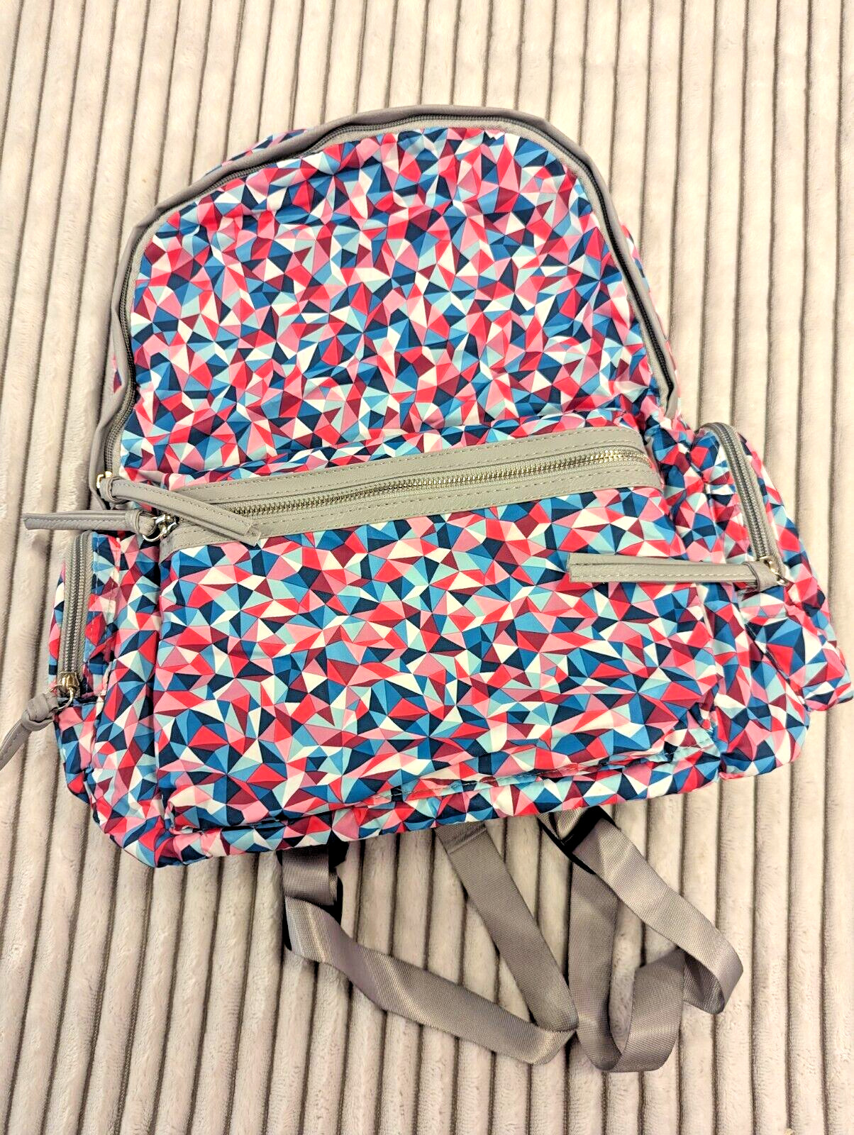 NWT No Boundries school/ backpack/ bag Bright Geometric pattern pink blue white