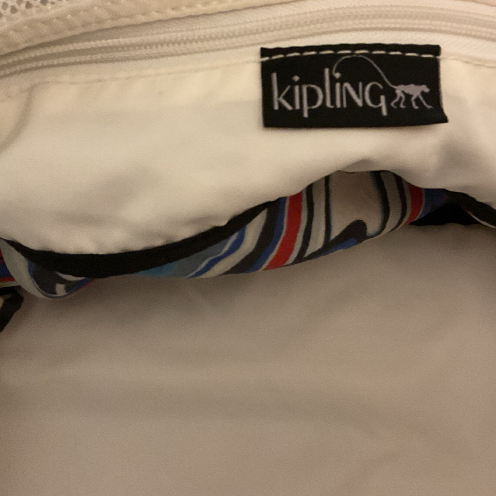 Kipling Geometric Pattern Duffel Bag Blue Red Black White Zipper unisex