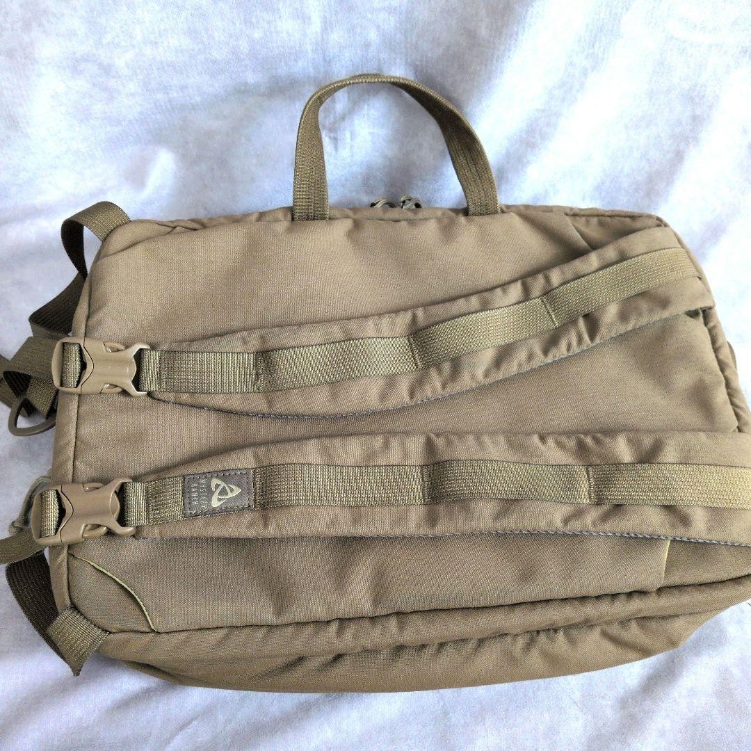 Mystery Ranch 3-Way Business Bag Coyote Brown Backpack