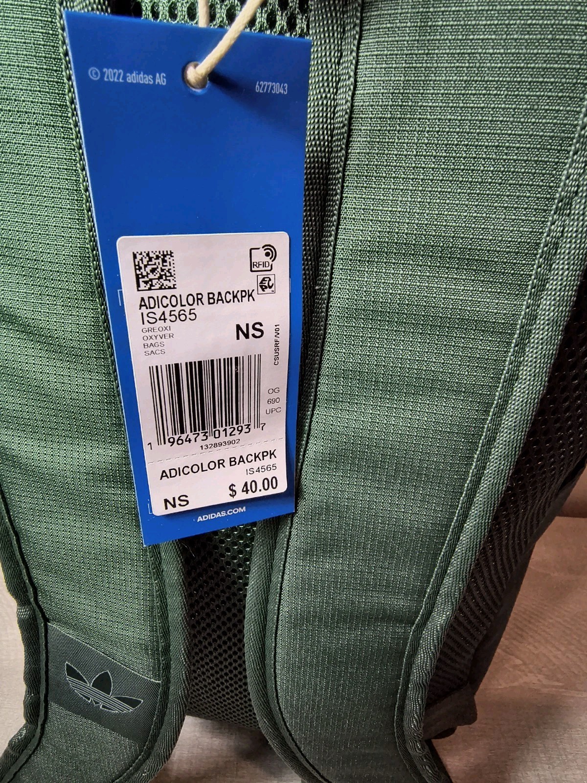 Adidas / ADICOLOR Backpack / IS4565/ Green Oxide / L