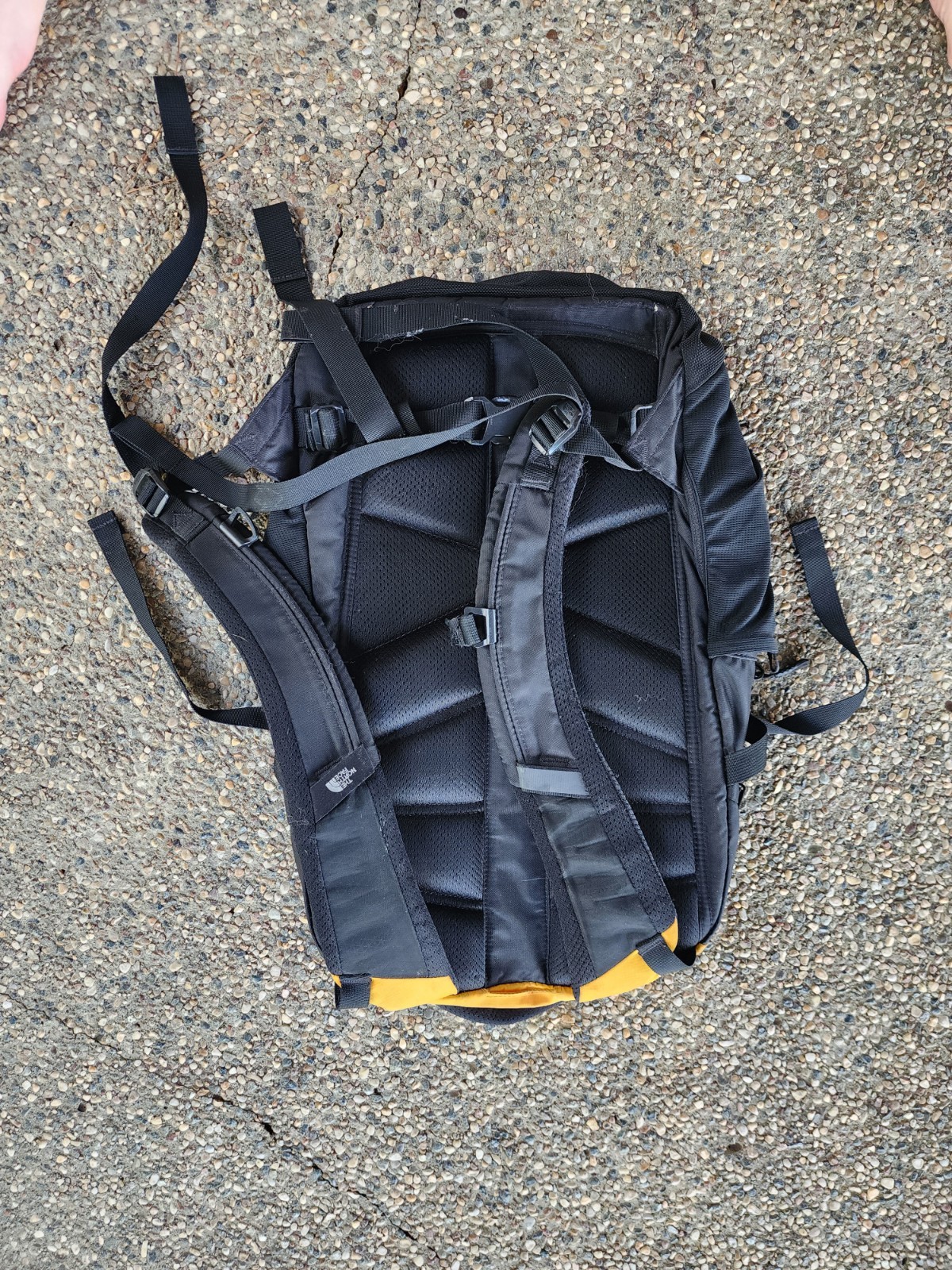 The North Face Recon Backpack Grey Yellow Laptop Divider Hiking Strap Bag School