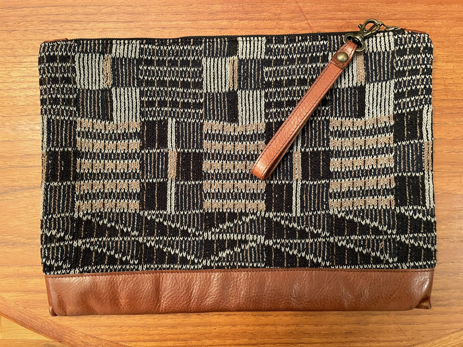 Missoni Multicolored Knit, Leather, And Canvas Clutch Bag | Unisex