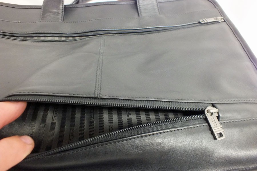 Vtg Tumi Alpha Padded Leather Laptop Organizer Briefcase Attache Black Case 16″