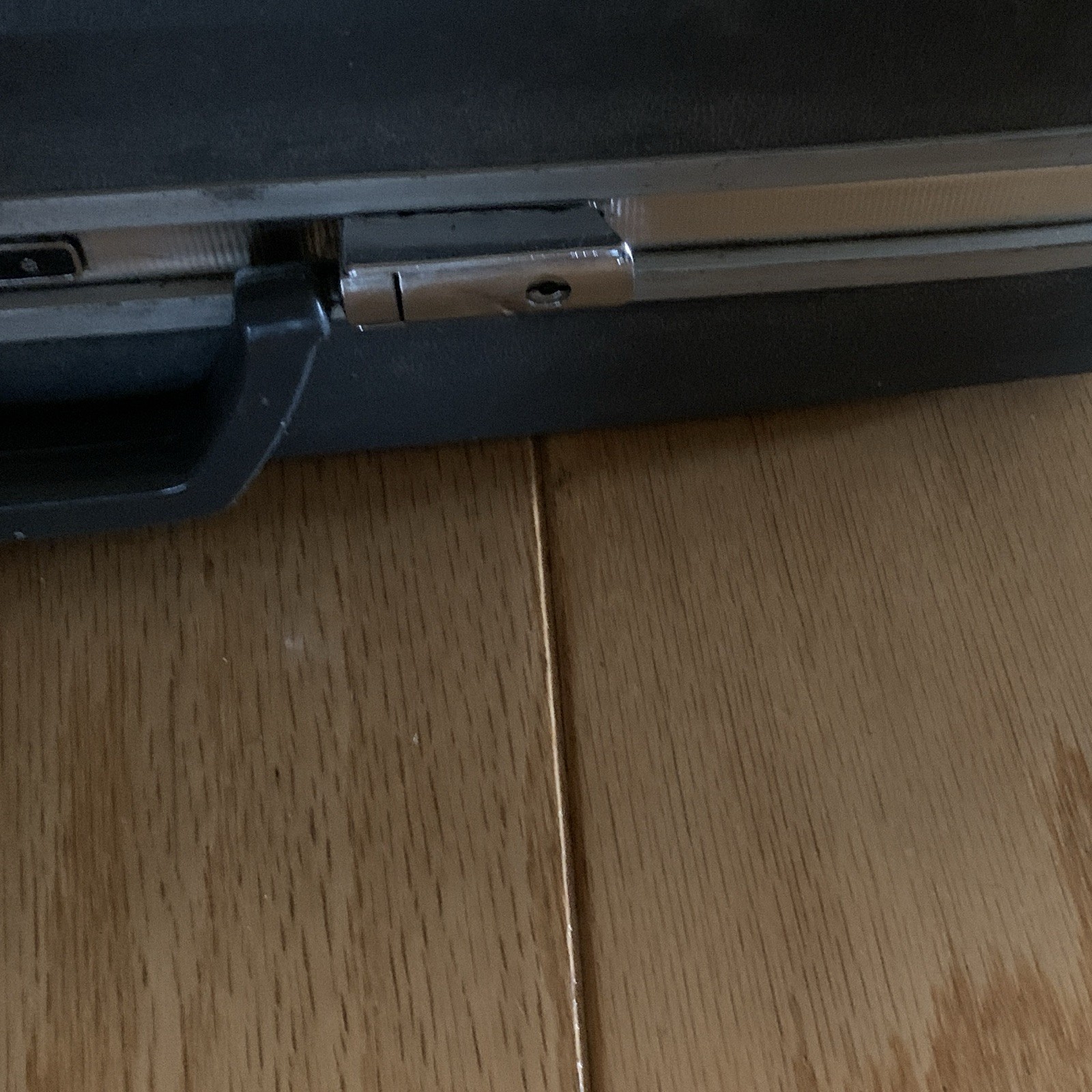 Samsonite Gray Hard-Sided Briefcase Push Lock Classic Business Top Handle
