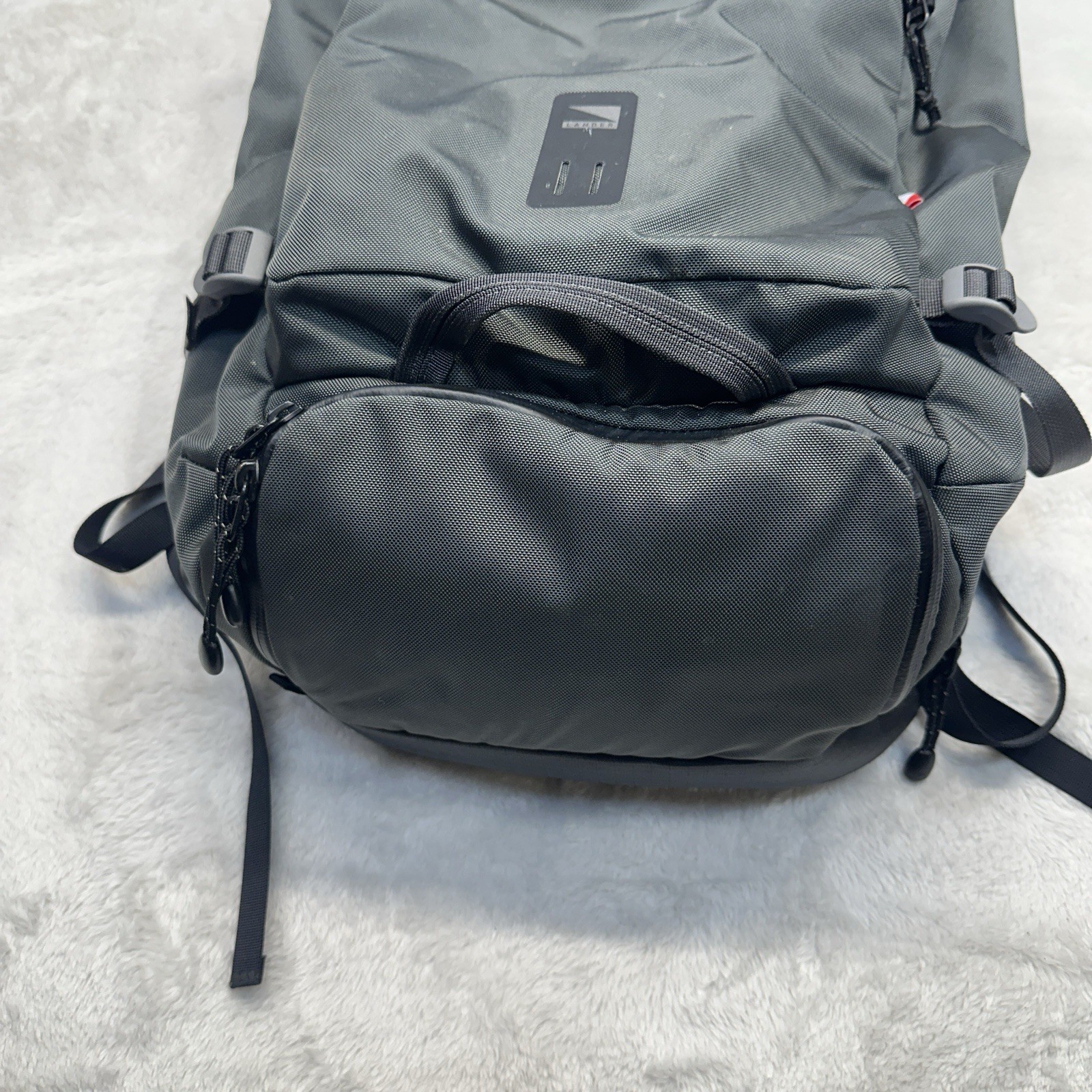 Lander Traveler Backpack Outdoor 19 Inch Computer Bag Crash pad computer protect