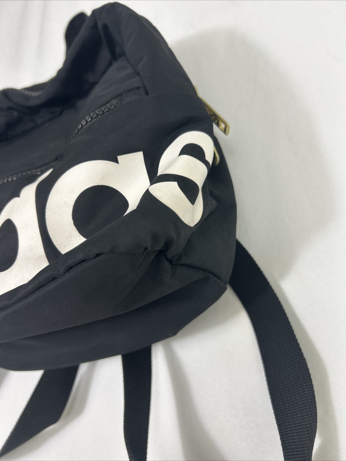 ADIDAS Unisex Linear MINI Backpack Black White 9.5″H x 10″L x 3″W GOLD ZIP