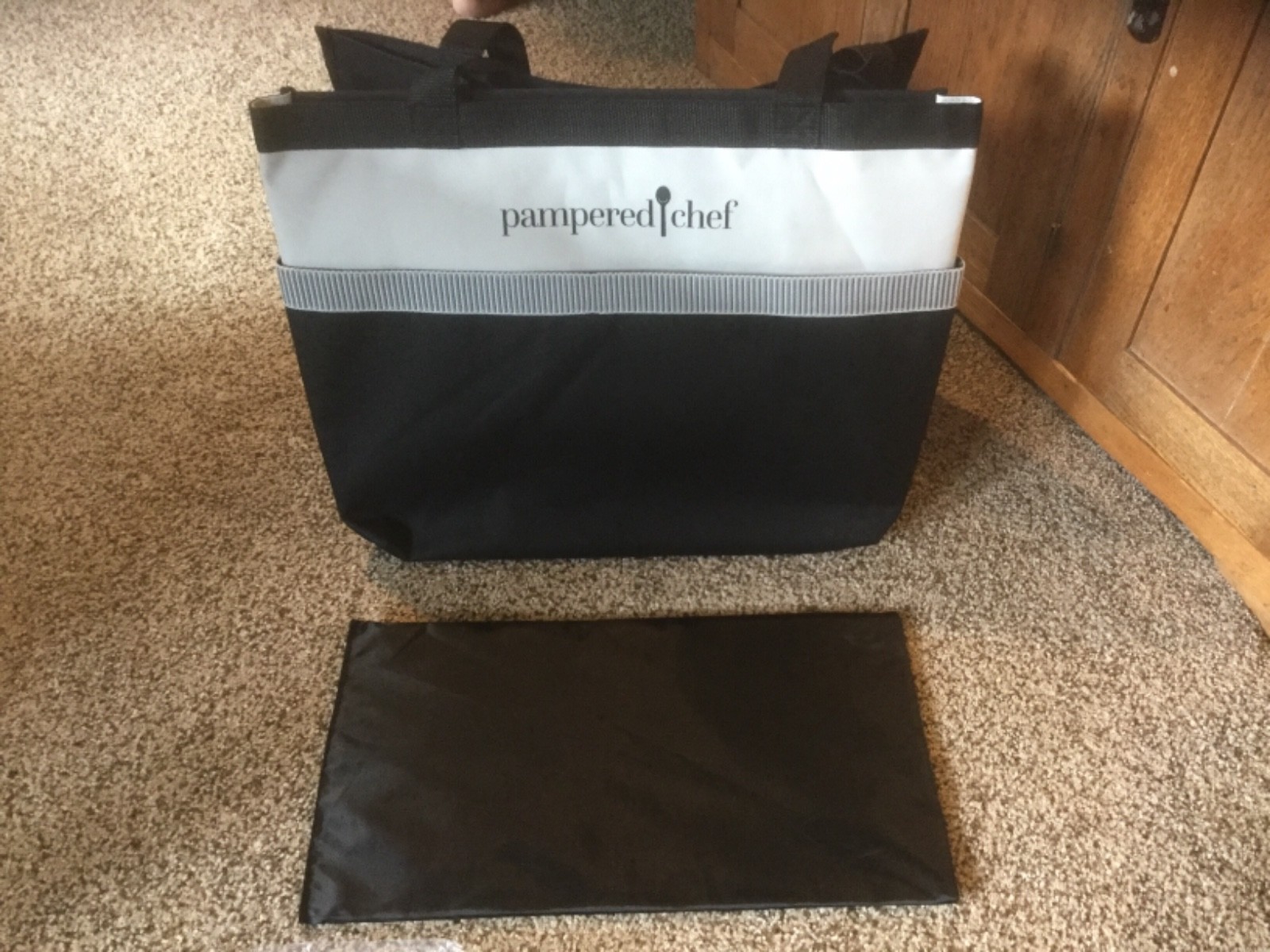NEW Pampered Chef Large Tote Bag. See description.
