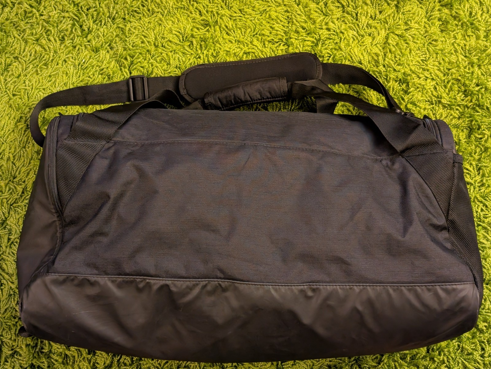 Nike Brasilia Medium Duffel Bag 60L Black White BA5977-010 Training Gym