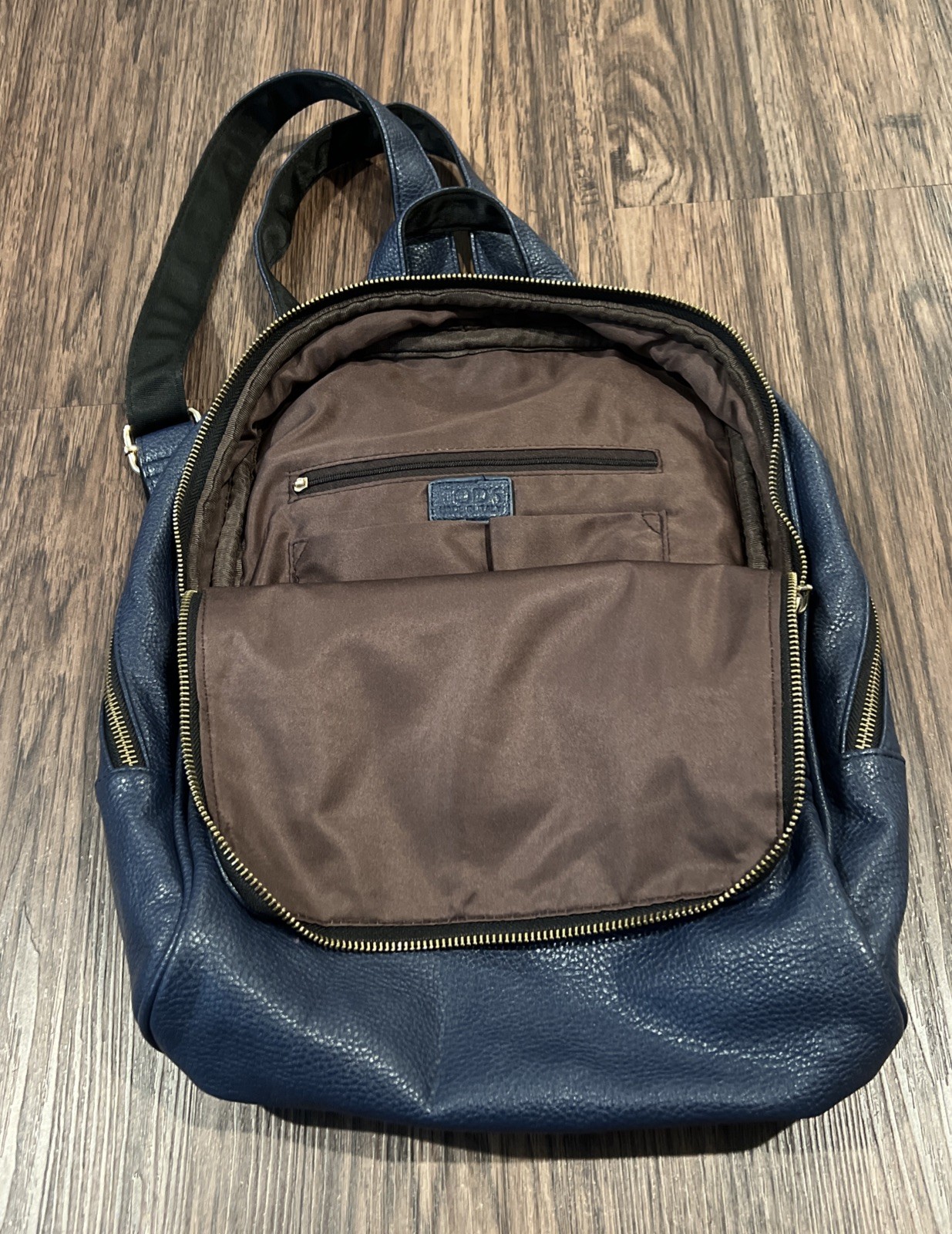 Tod’s Backpack in Navy Textured Leather