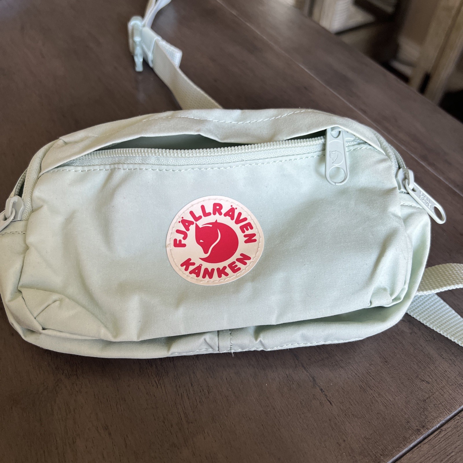 Fjallraven Kanken Hip Pack in Mint Green – Excellent Condition