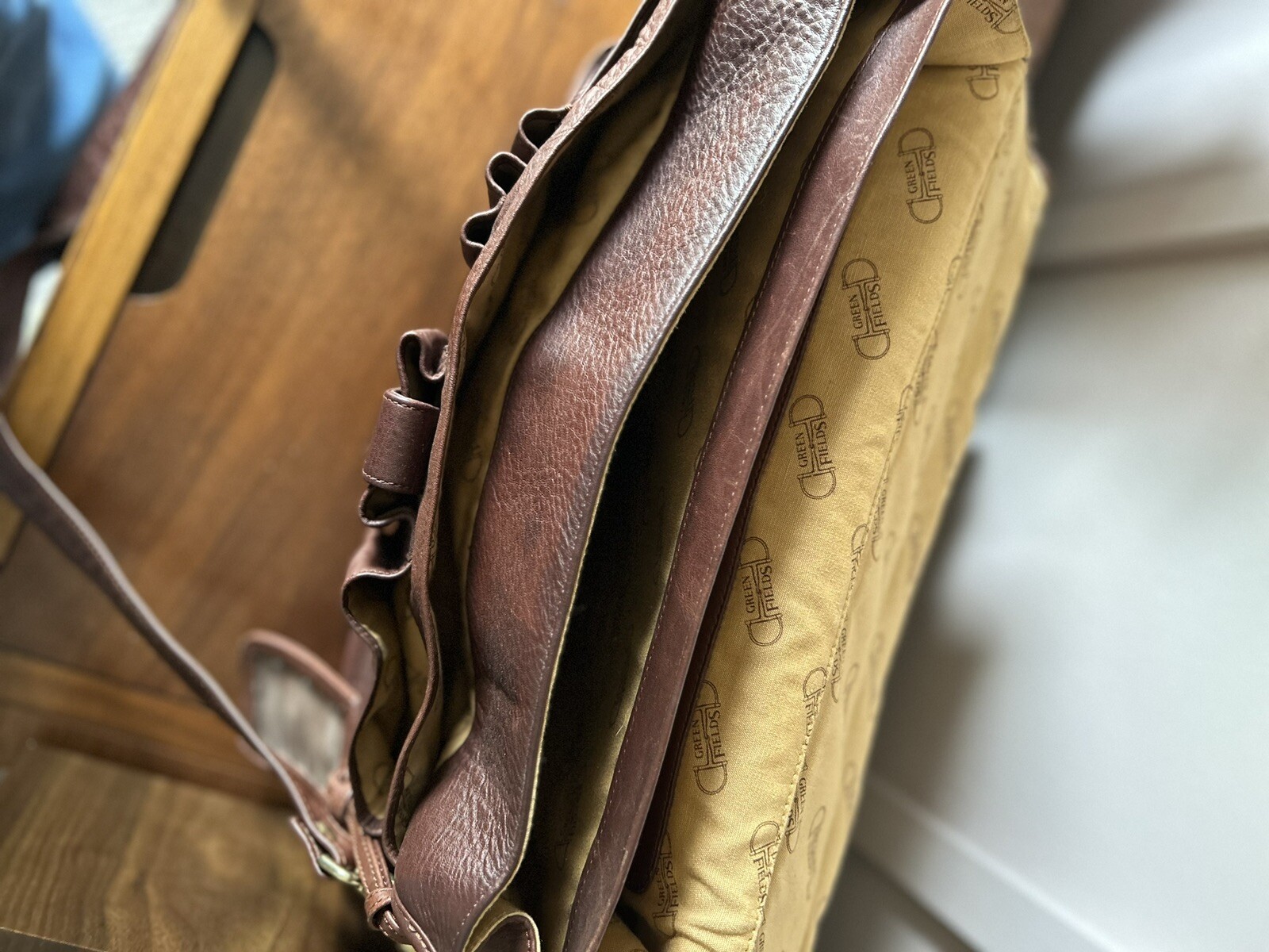 Green Fields Shafmaster Brown Leather Messenger Shoulder Laptop Bag Briefcase
